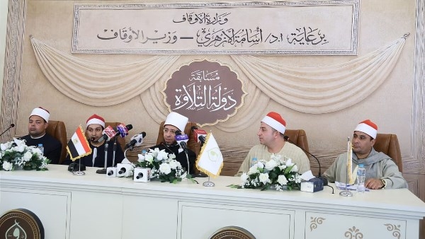 وزير الأوقاف يتفقد لجان التصفيات من مسجد عمرو بن العاص.. صور