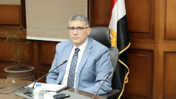 محافظ الجيزة: تفتيش عمالي على 701 منشأة وتحرير 209 محاضر لضبط المخالفات