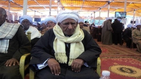 أحد رموز العمل الأهلى.. محافظ أسوان ينعى تقادم الليثى رجل المصالحات