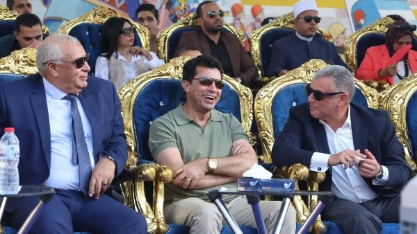 محافظ الوادي الجديد يُشارك في مهرجان الإسماعيلية للمانجو 2025