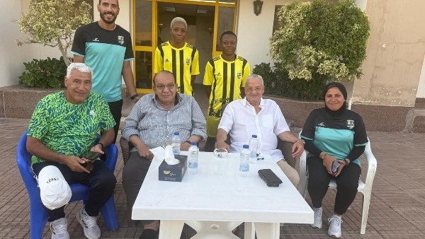 المقاولون العرب يطمئن على استعدادات فريق السيدات قبل انطلاق الموسم الجديد