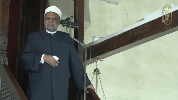 خطيب الجامع الأزهر: الوحدة سبب أمان المجتمع من أعدائه