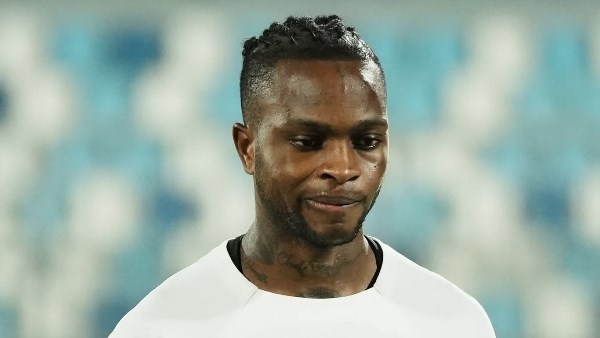 بانزا يعود لتدريبات الزمالك بعد اجتياز الاختبار الطبي
