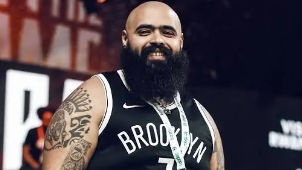محمد عبدالعاطي بلوجر التاتوهات من بودكاست سوزي الأردنية إلي زميل فى السجن