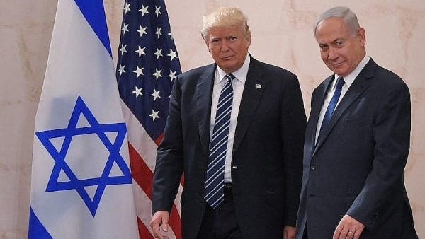 رغم اتهامات جرائم الإبادة.. ترامب يصف نتنياهو بـ«رجل صالح» و«بطل حرب»