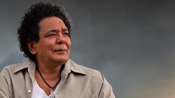 الكينج محمد منير بخير وخلال أيام يستعيد نشاطه الفني