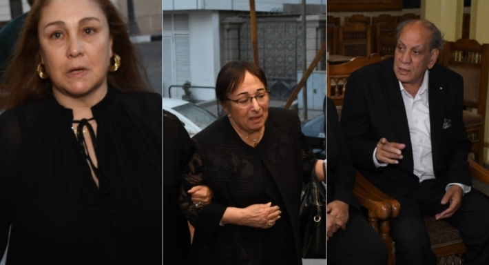سميرة عبد العزيز ومنير مكرم وشيرين في عزاء الفنانة سميحة أيوب
