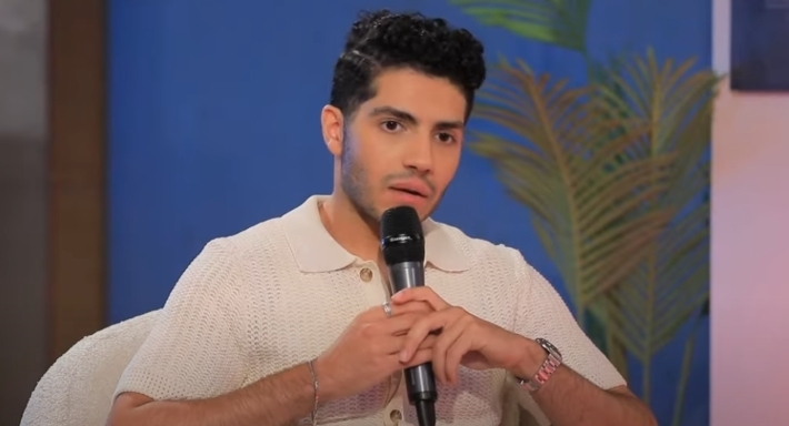 فيديو - مينا مسعود: عادل إمام ألهمني كممثل ... بدأ بأدوار صغيرة وبقى أكبر نجم في تاريخ السينما المصرية