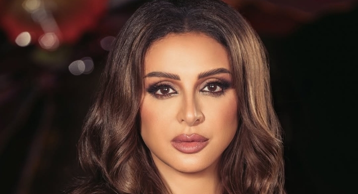 فيديو - أنغام ترد باكية من المستشفى بعد الهجوم عليها بسبب حفلة شيرين في المغرب: كفاية ظلم وكره وحقد أنا تعبت ... سيبوني في حالي