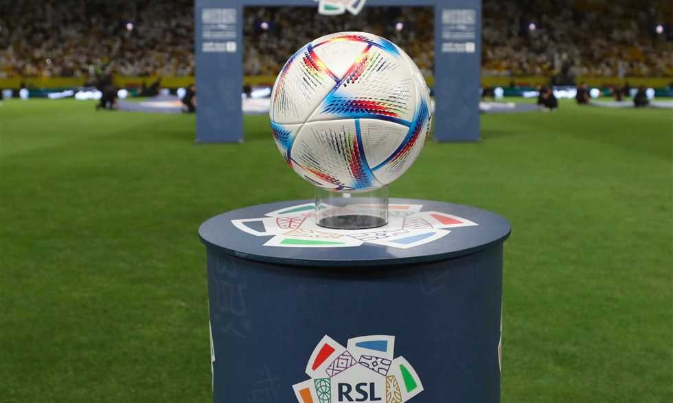 ارتفاع تكاليف استقدام الحكام الأجانب في الدوري السعودي