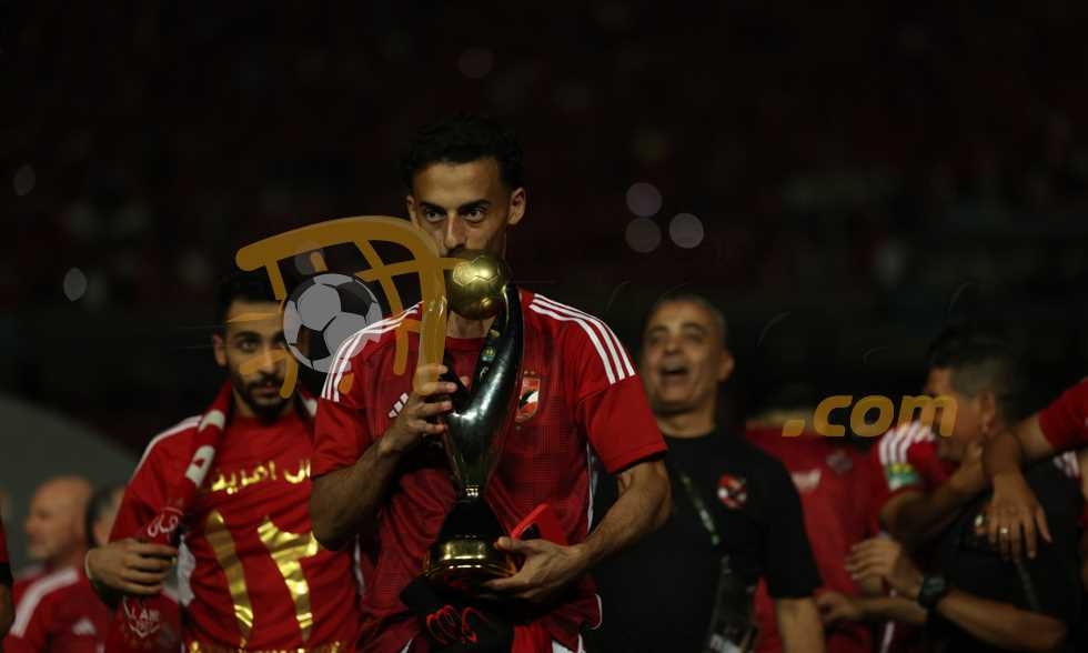 خبر في الجول - سيراميكا يطلب ثلاثي الأهلي مقابل انتقال رمضان وشكري بشكل نهائي