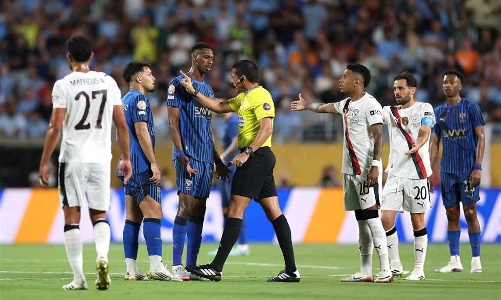 إثارة كبيرة في أبرز صور مانشستر سيتي والهلال السعودي
