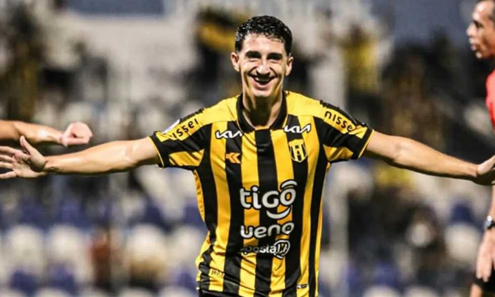 تقرير أرجنتيني: الأهلي يتقدم بعرض رسمي لضم لاعب وسط منتخب فلسطين