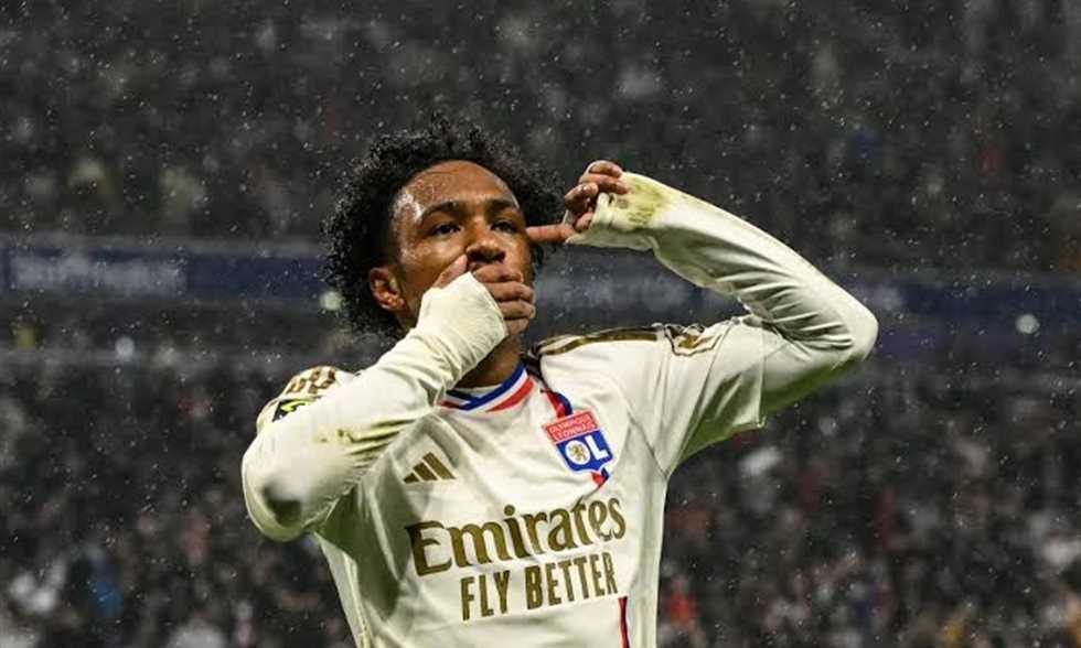 تقارير: إيفرتون في مفاوضات متقدمة لضم ماليك فوفانا