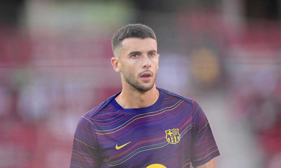 جوان جارسيا: إصابتي قبل مباراتي الأولى مع برشلونة كانت مخيفة