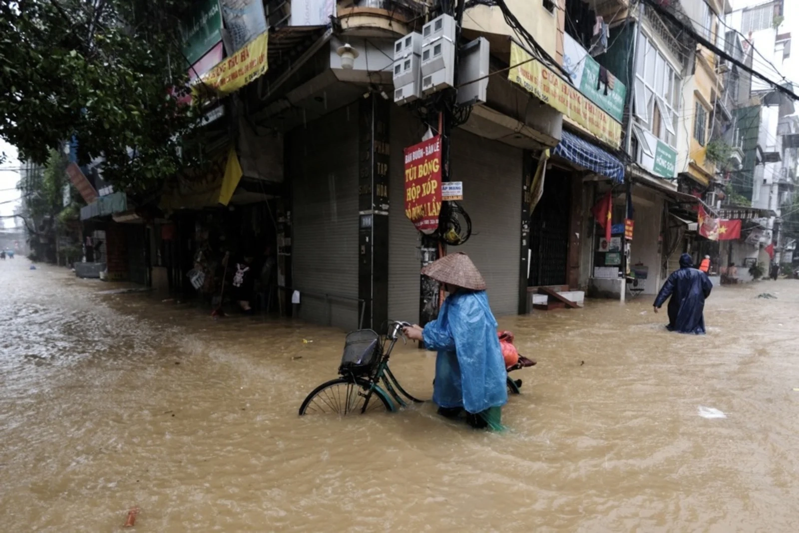 4 killed in Vietnam landslide after flash floods