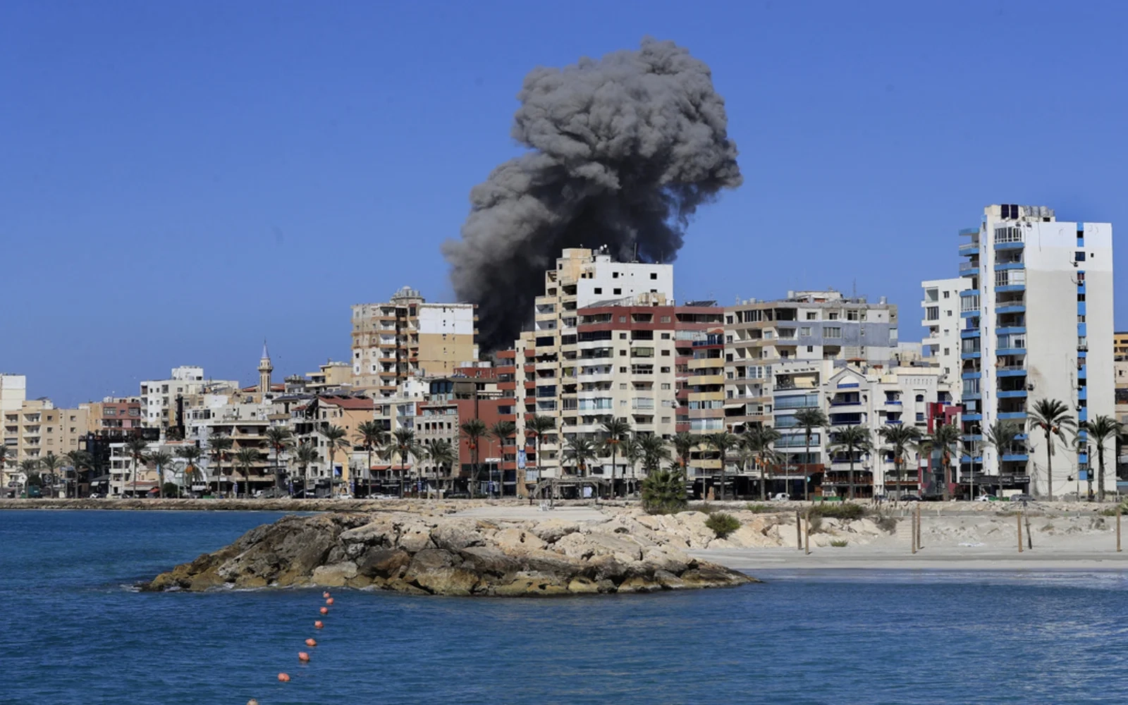 1 killed in Israeli strike on south Lebanon