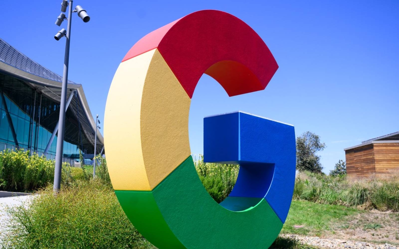 UK aims to tackle Google dominance of online search