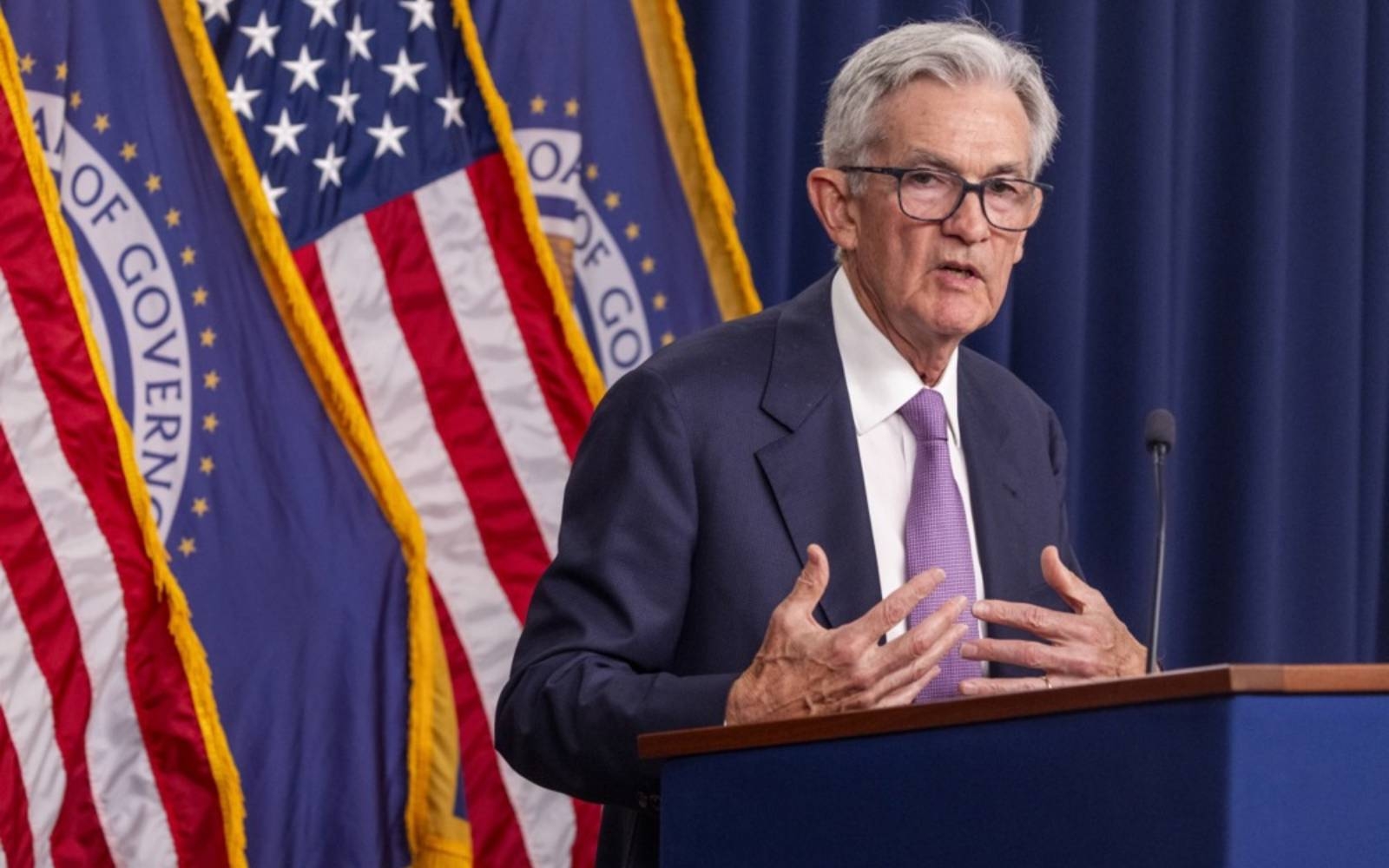 US Fed set to hold rates steady as it guards against inflation
