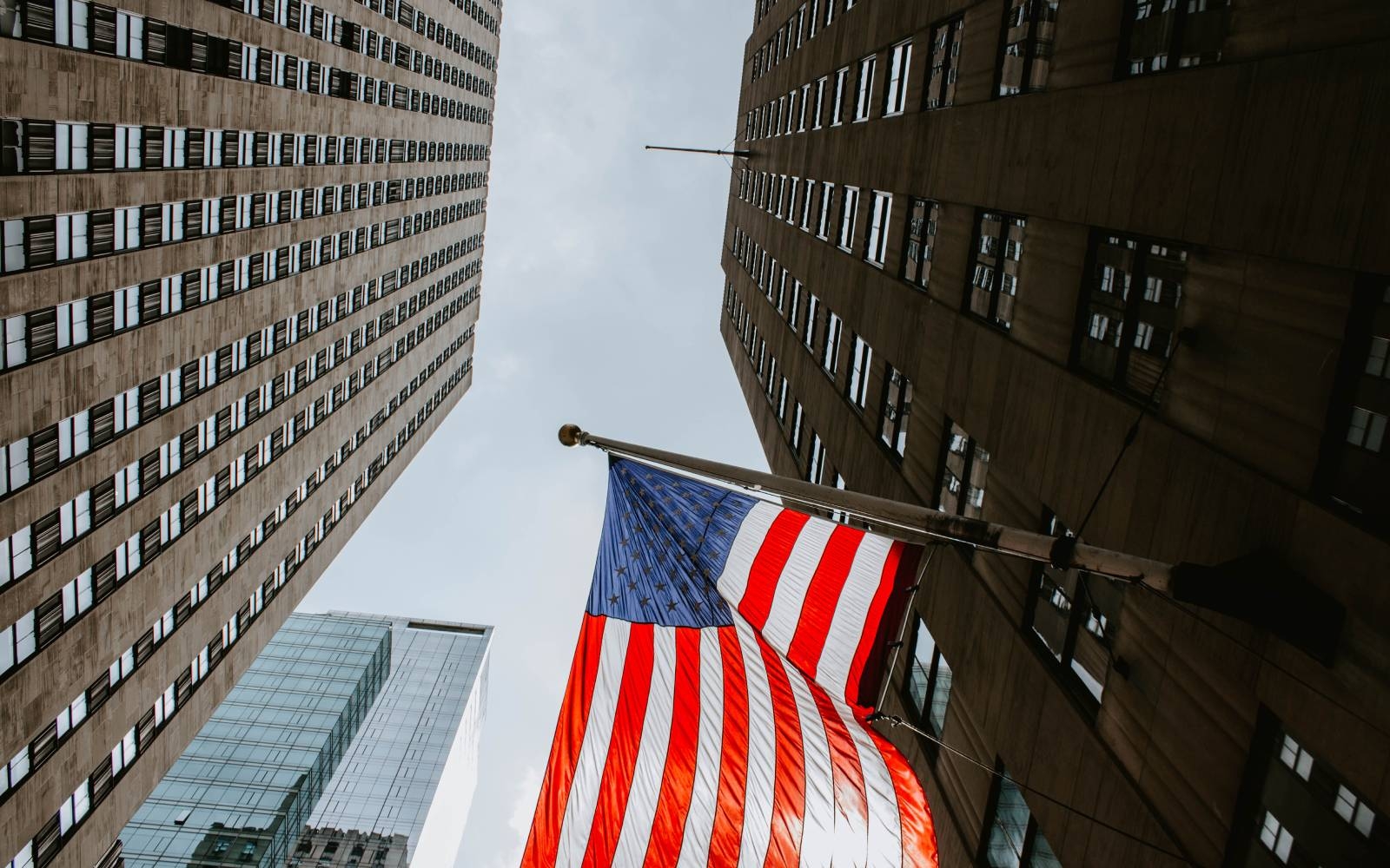 US corporate profits decrease sharply in Q1
