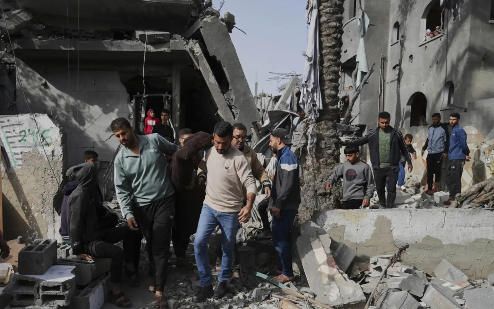 15 killed in Gaza as Trump waits for Hamas's response to truce proposal