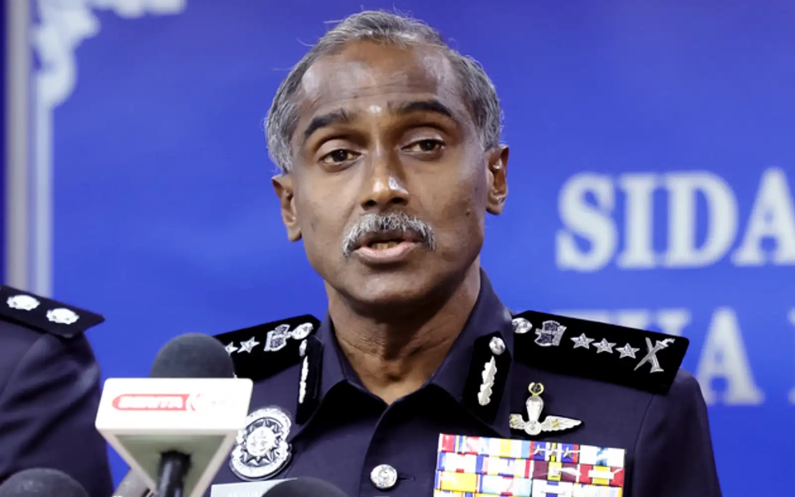 Johor police chief denies receiving aid from ‘Datuk', blames AI for fake image