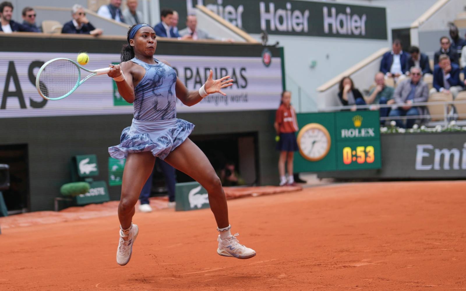 Gauff finds groove after forgetting rackets, Medvedev exits French Open
