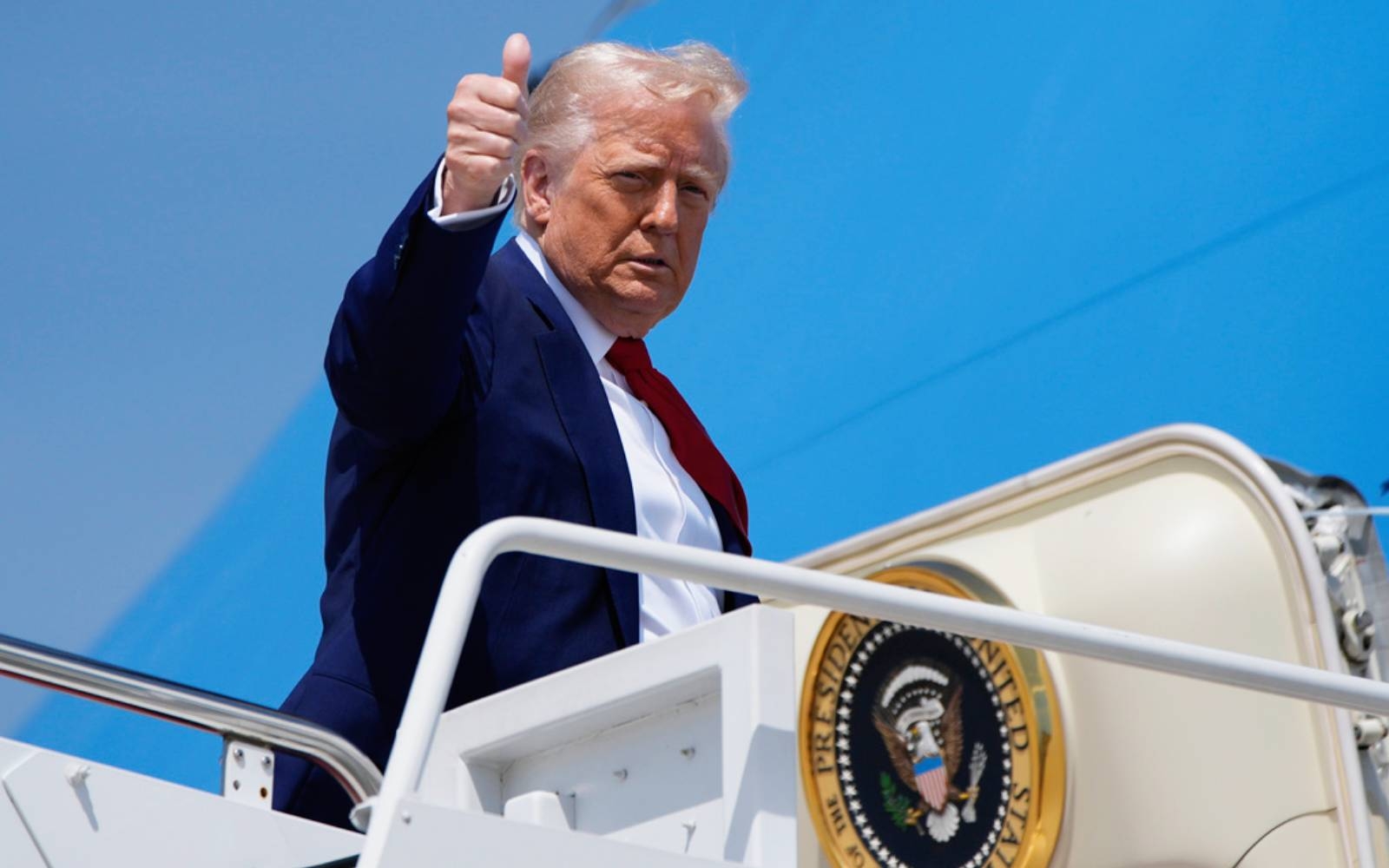 Trump makes G7 summit return in crisis mode