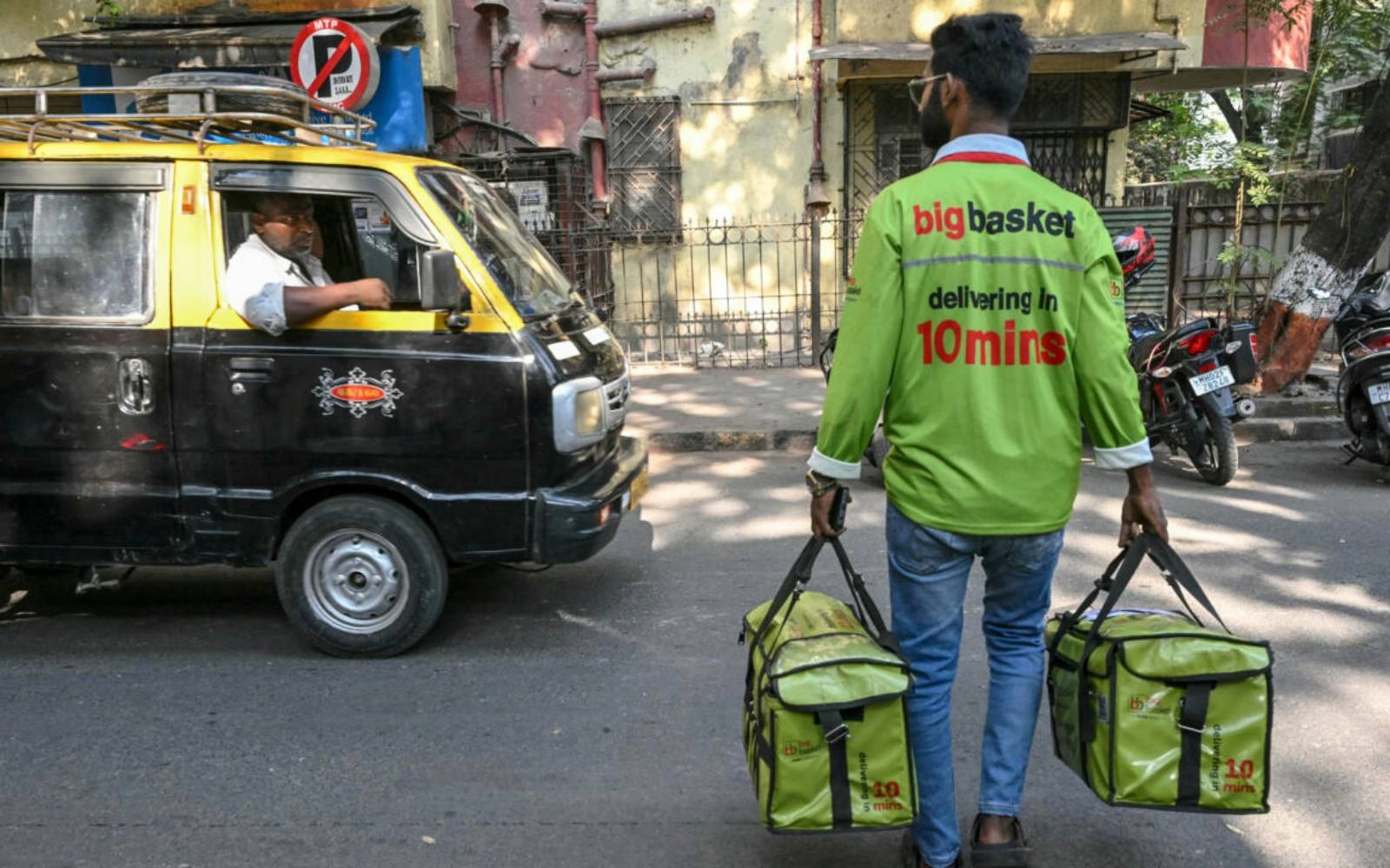 In India's congested cities, delivery apps cash in