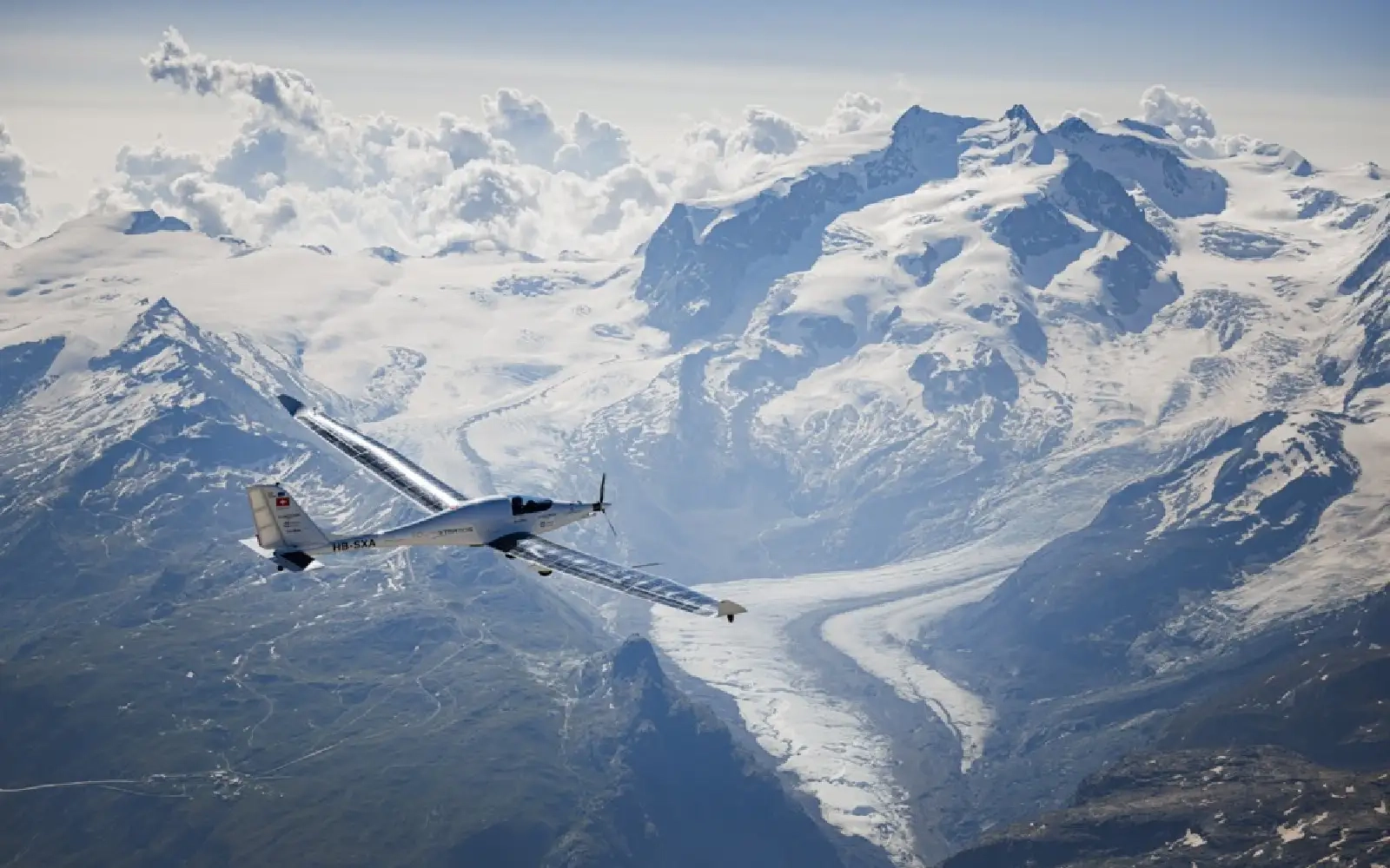 5 skiers found dead on Swiss mountain near Zermatt