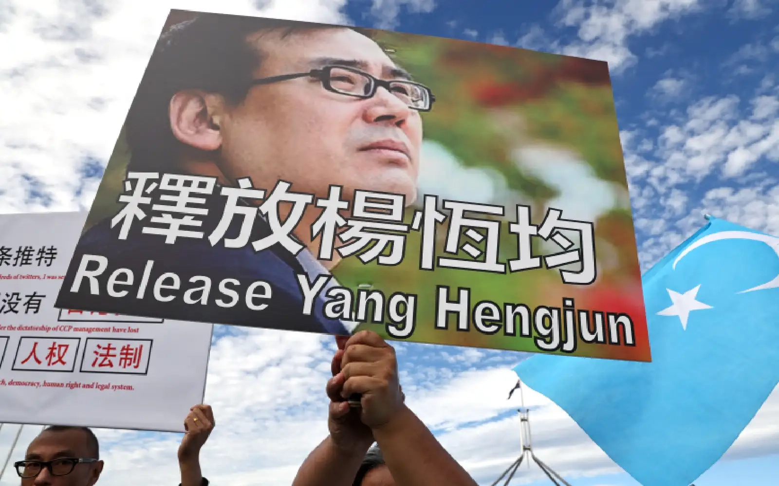 Jailed Australian writer tells of suffering in Chinese prison