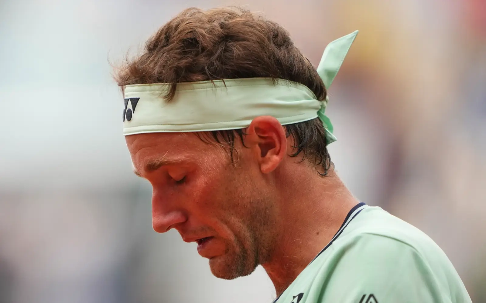 Ruud limps out of French Open in second round