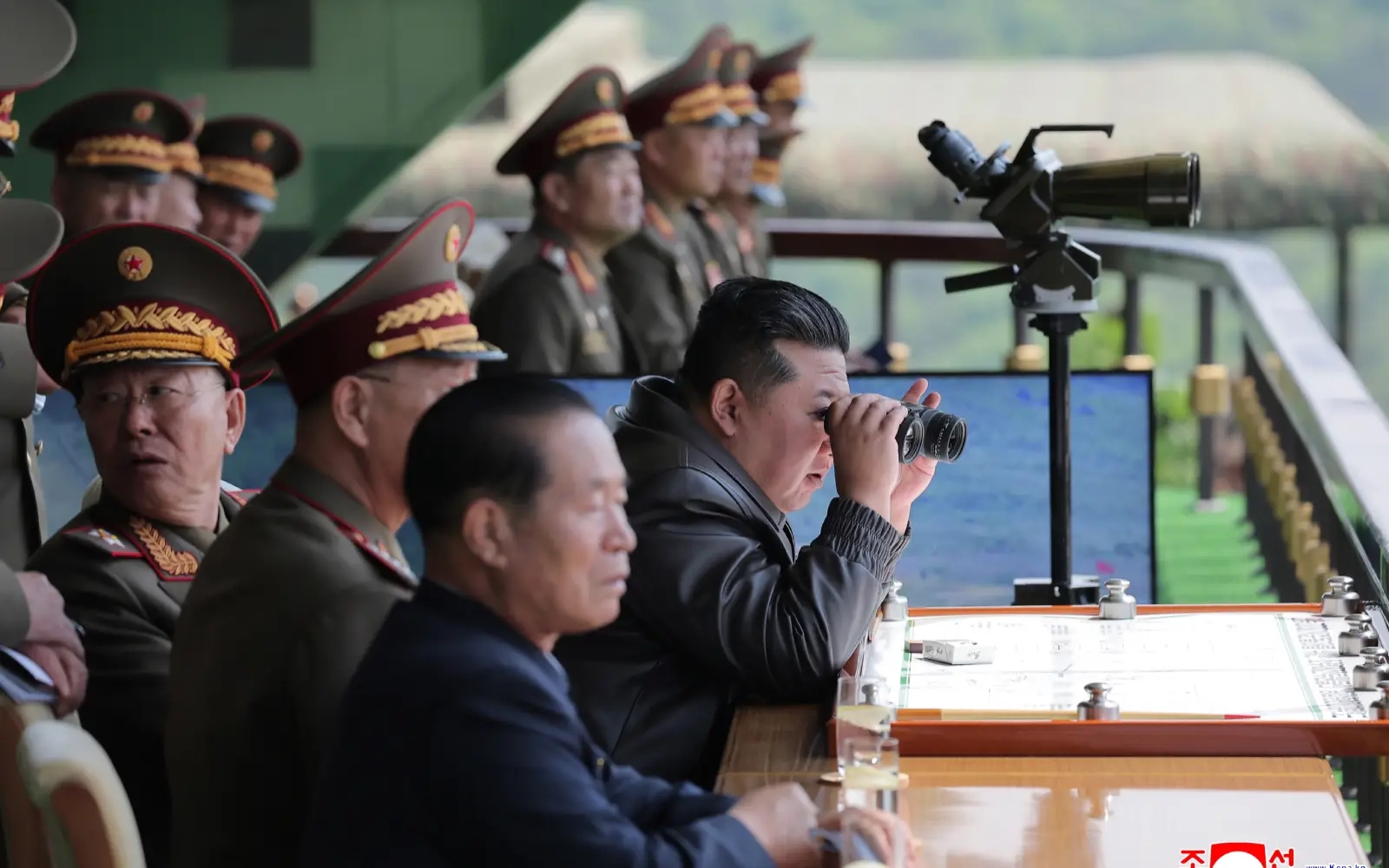North Korea's Kim oversees air drills