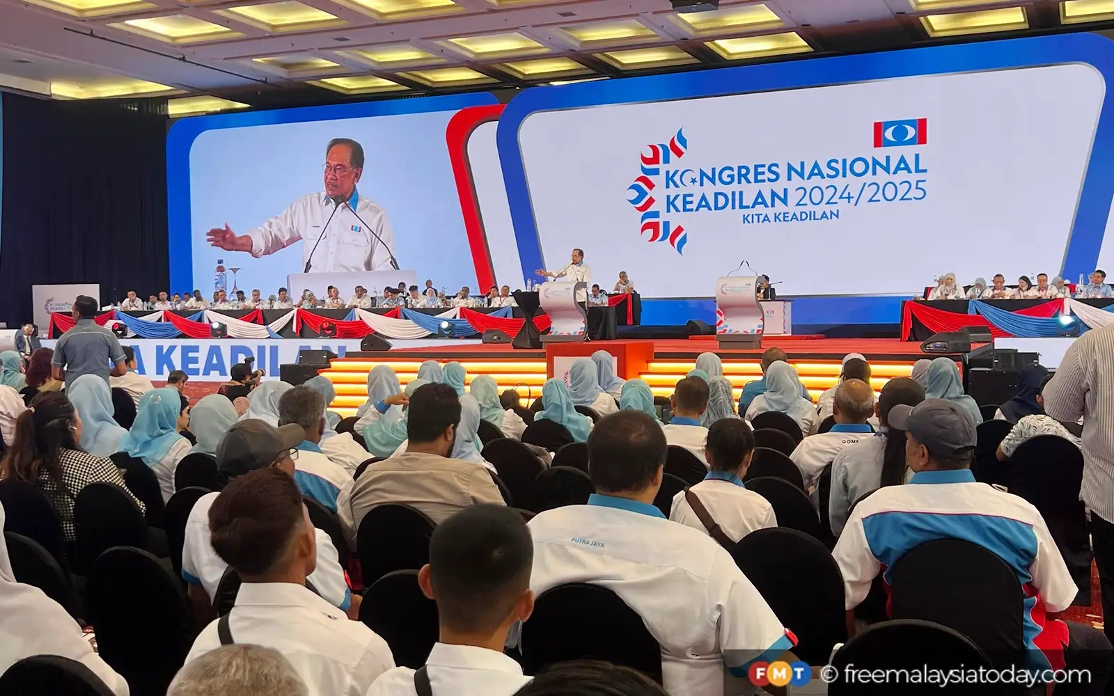 Shame on those lobbying for Cabinet post, say PKR division leaders
