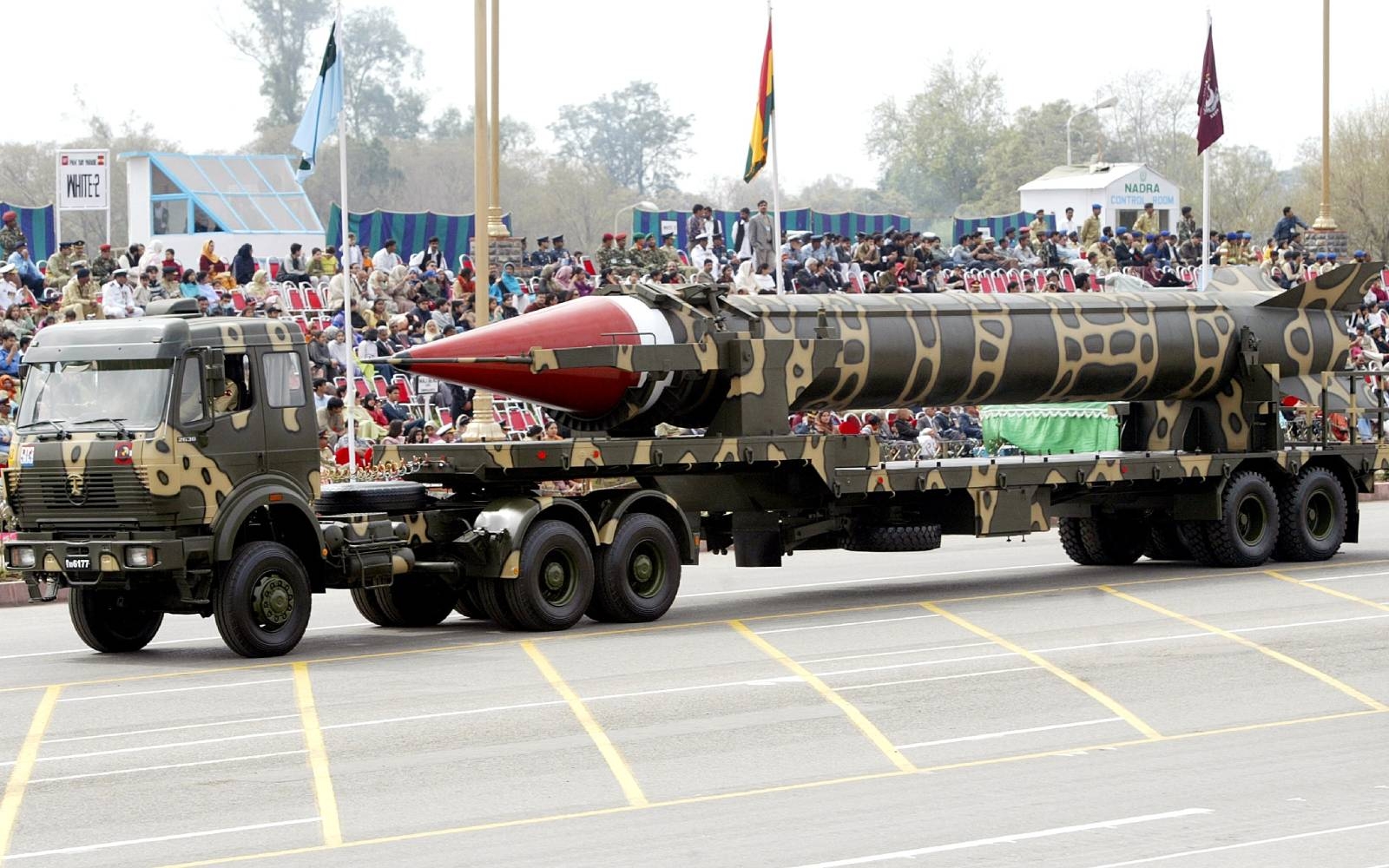 India, Pakistan trade accusations of nuclear arsenal mismanagement