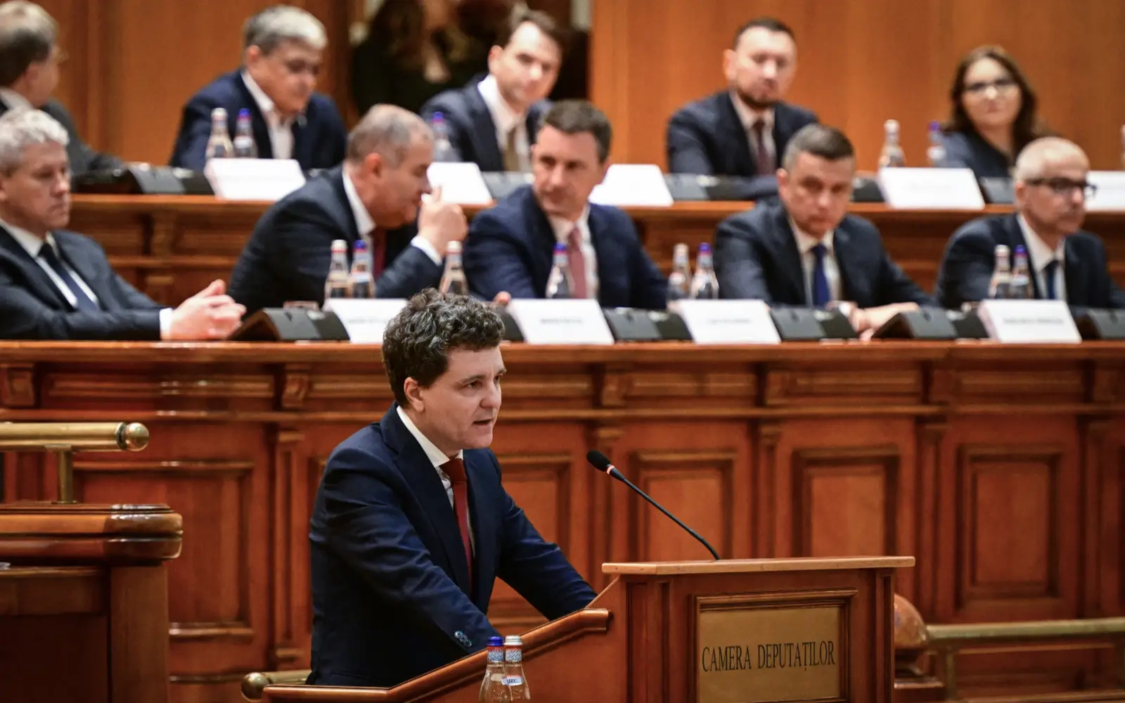 Pro-EU centrist Dan sworn in as Romania president