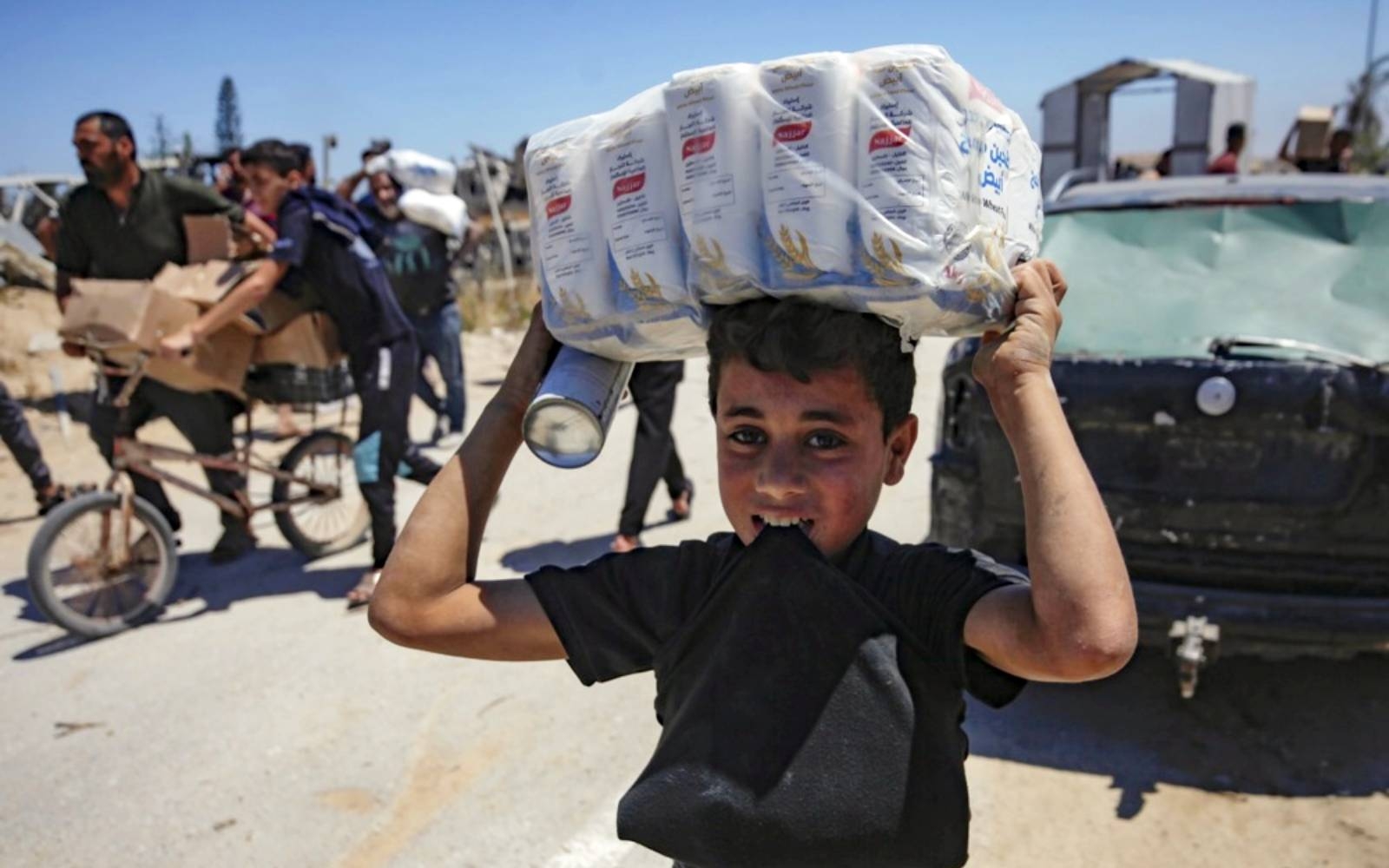 Israeli gunfire kills 17 people near Gaza aid site
