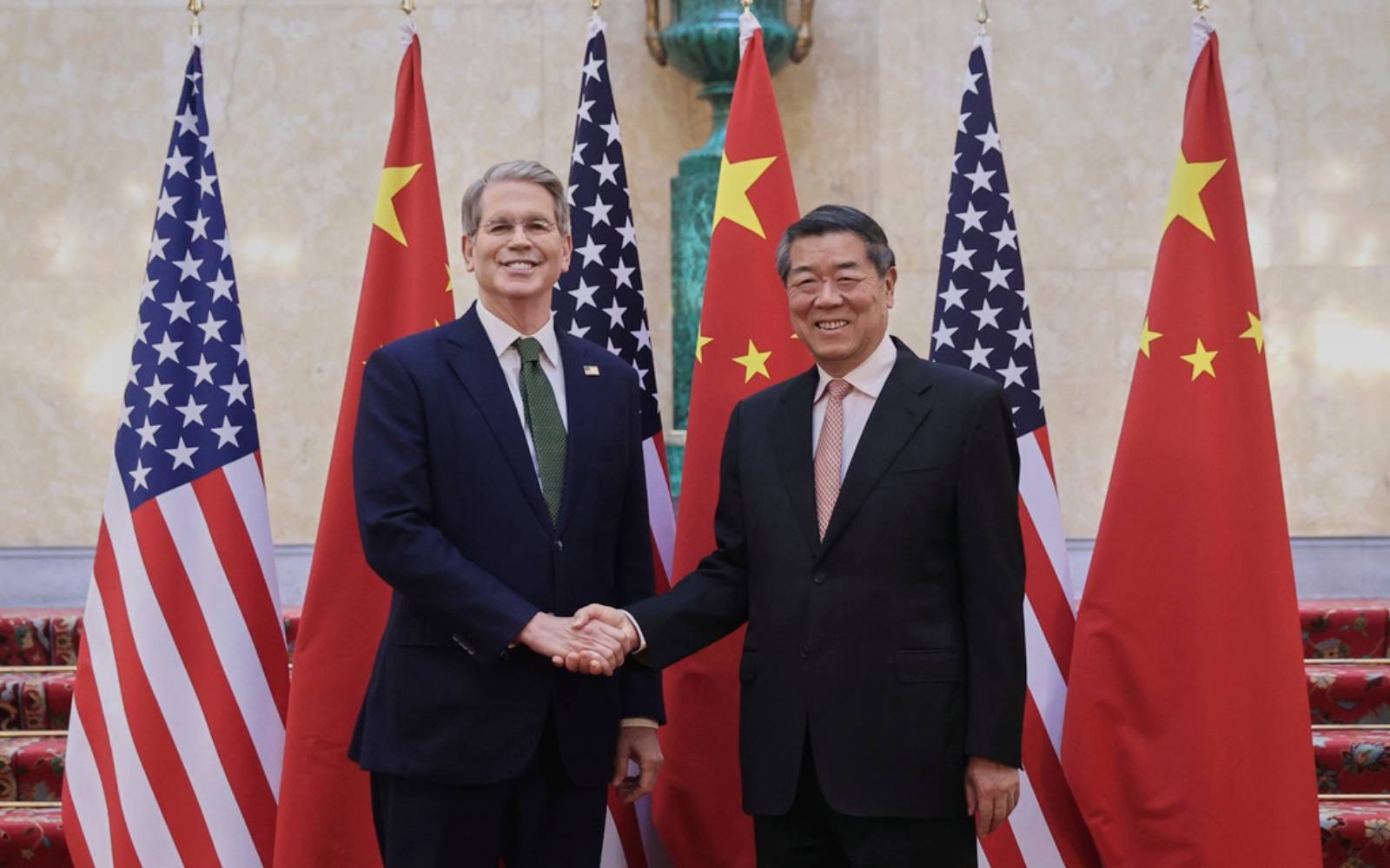 US, China to resume tariff talks in effort to extend truce
