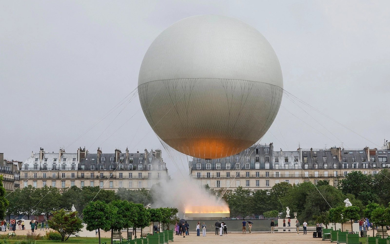 Reinvented Olympic balloon makes Paris comeback
