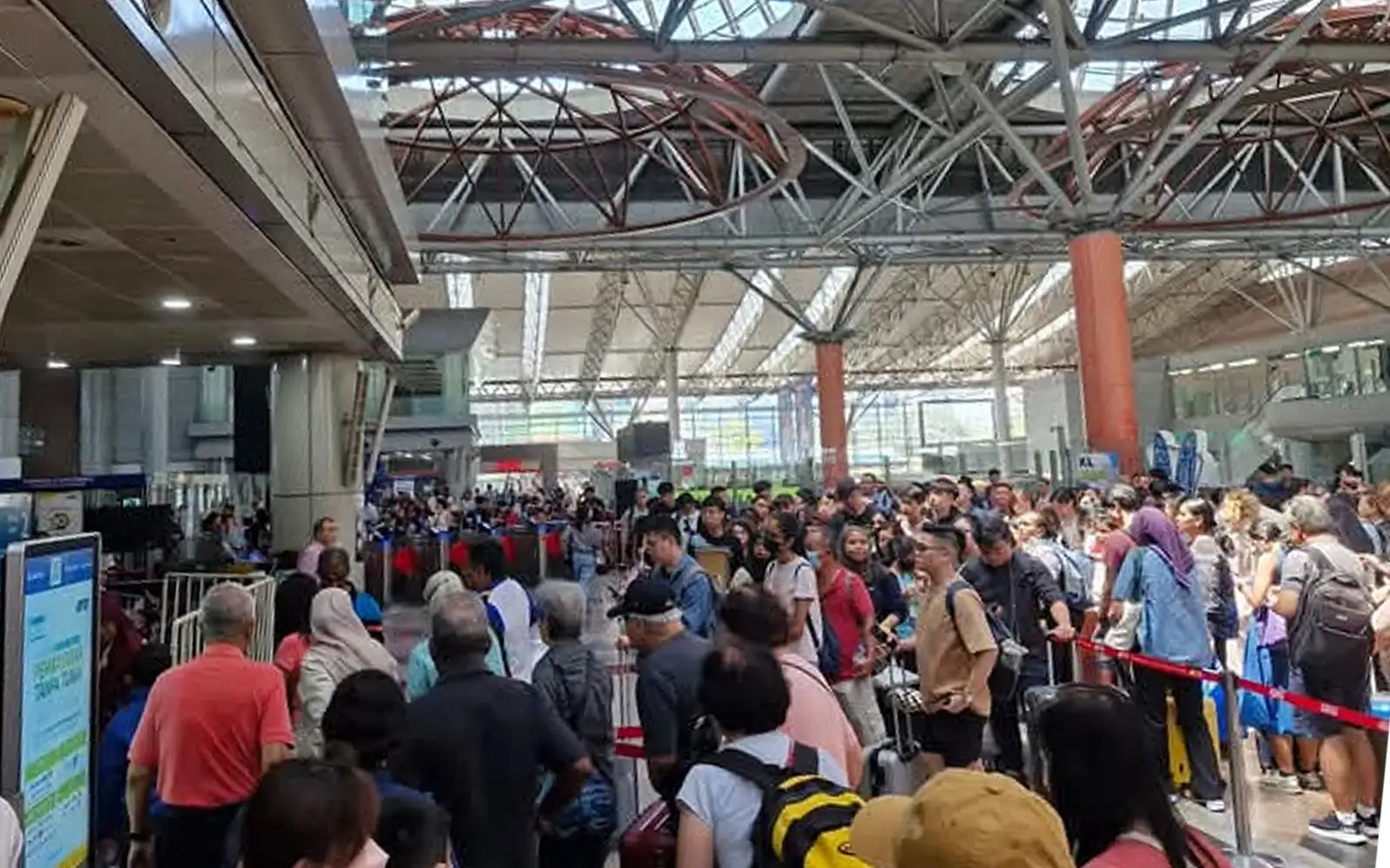 Signal upgrading works cause major delays on Komuter and ETS routes