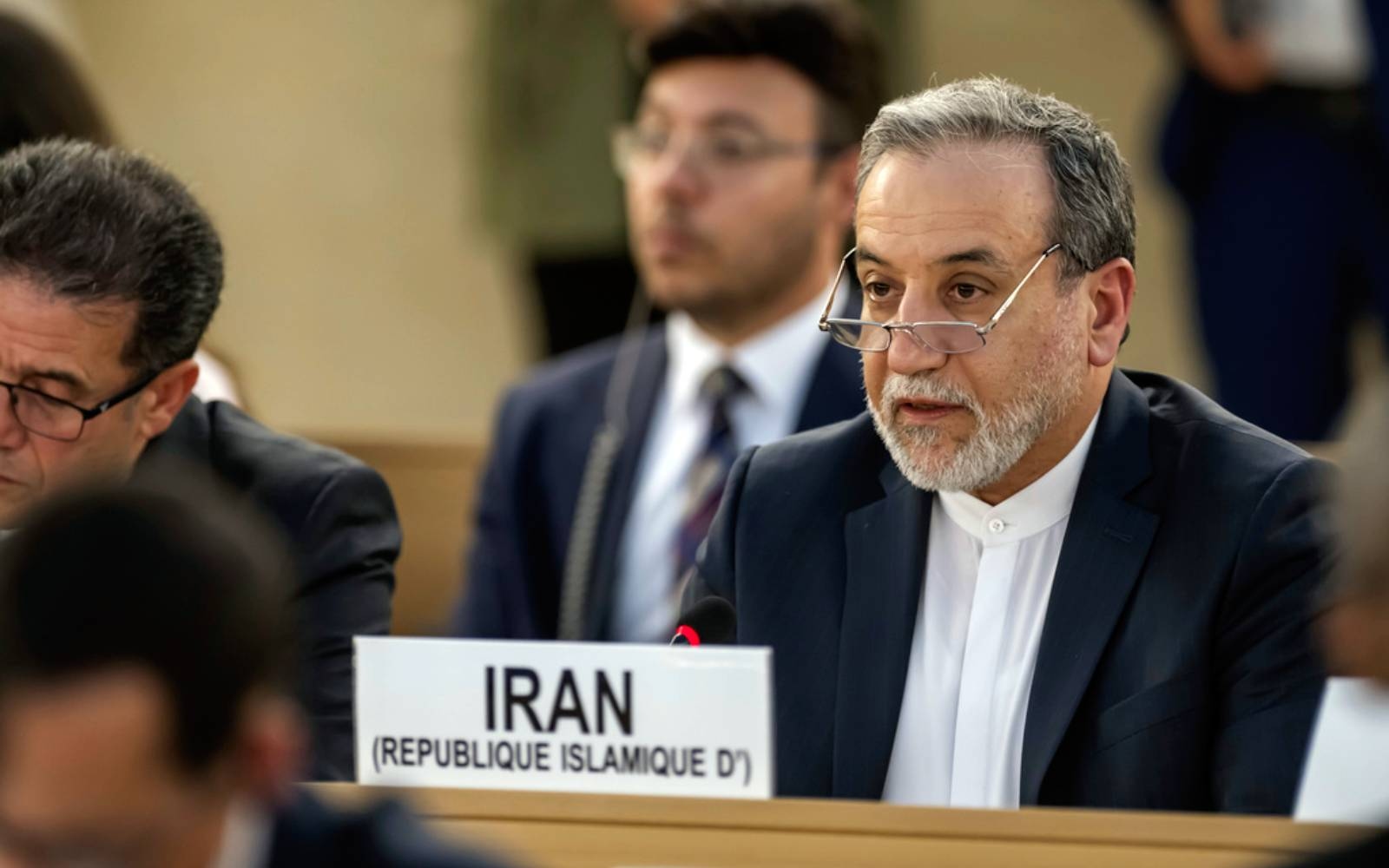 Iranian FM downplays quick resumption of US-Iran talks