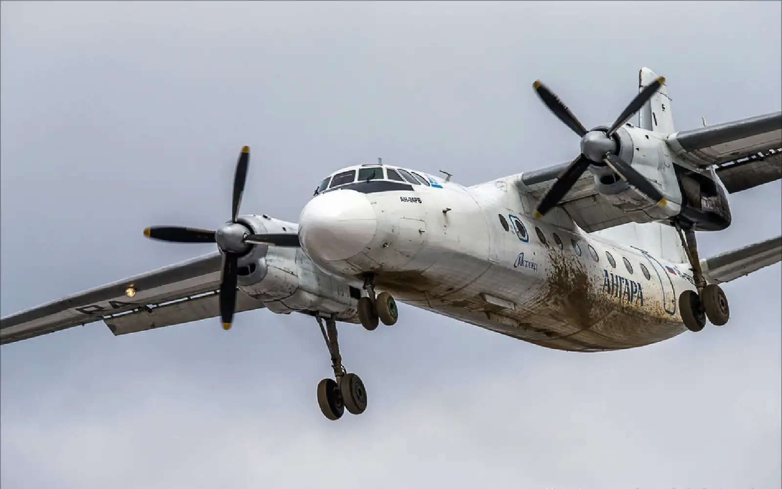 Plane crashes in Russia, nearly 50 on board feared dead