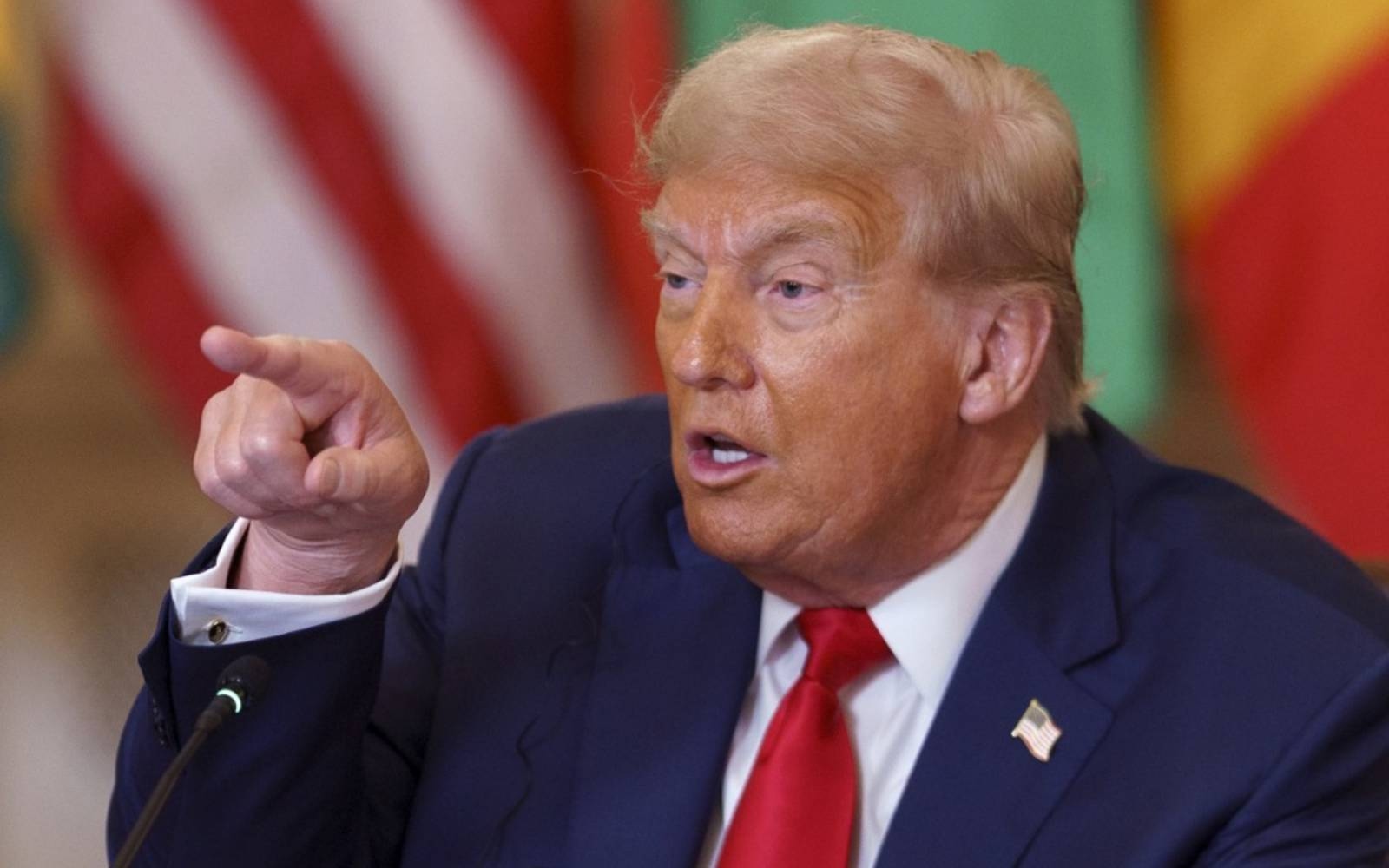 Trump unveils 50% tariff on Brazilian goods, blasts Bolsonaro's trial