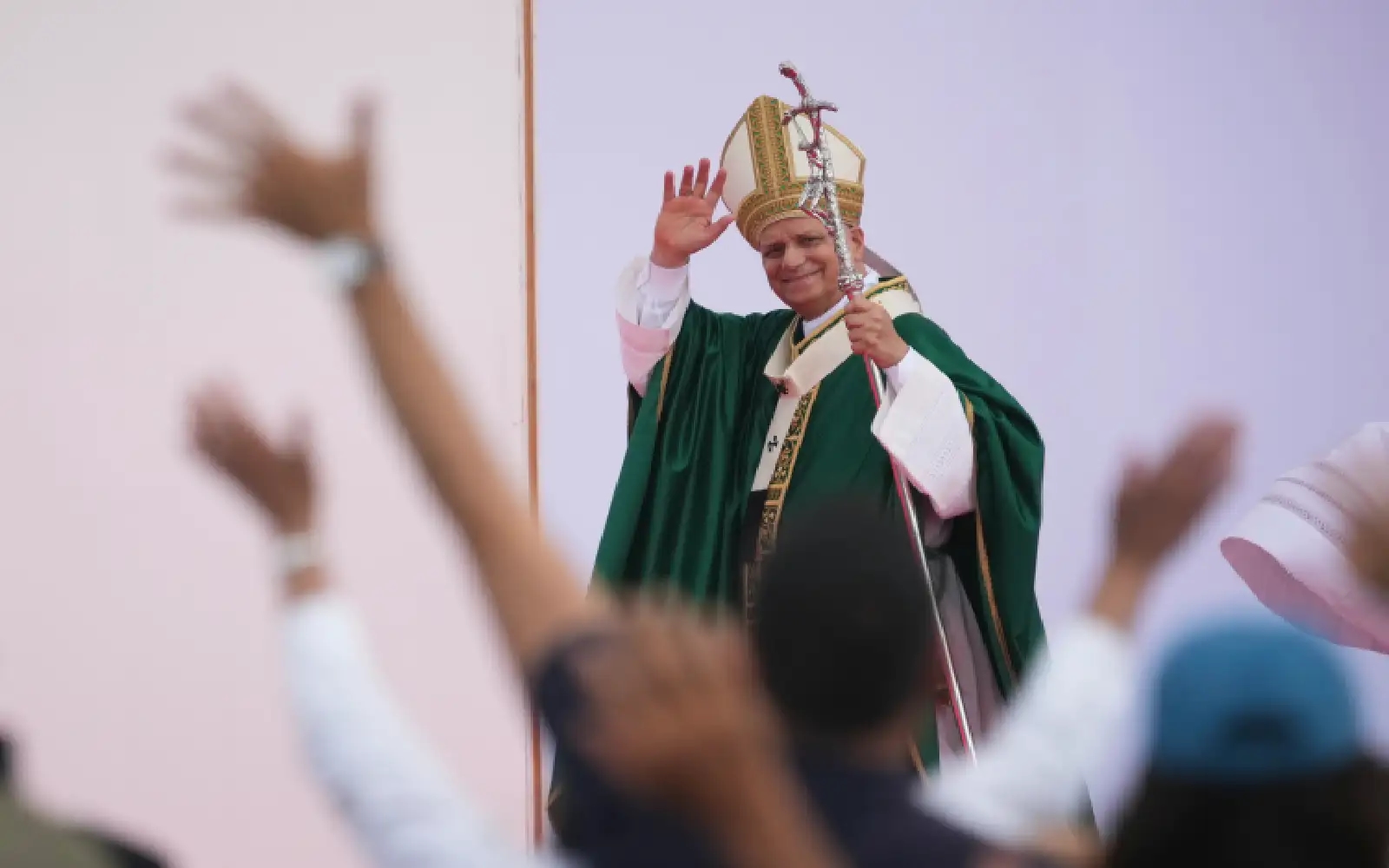 Pope Leo urges crowd of million Catholic youth to spread their faith