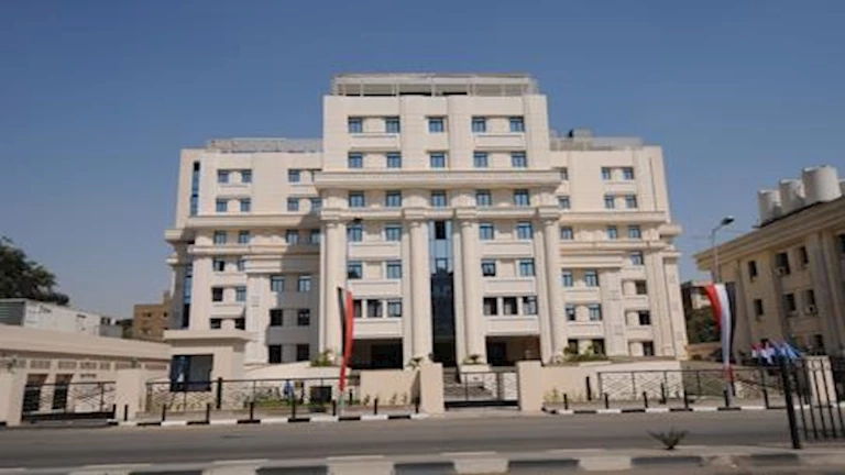 بعد التكدس أمام المستشفى.. هل يتأثر مرضى أورام "هرمل" بعد تحويله لـ"جوستاف روسيه"؟