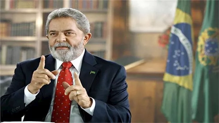 الرئيس البرازيلي يقترح تشكيل لجنة لحل نزاع روسيا وأوكرانيا