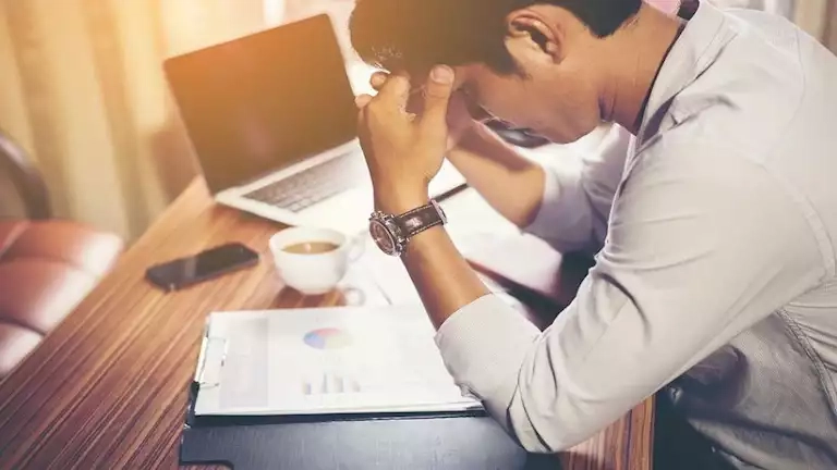 سبب أساسي في تدمير الدماغ وتلف خلايا المخ.. 10 أطعمة ومشروبات ابتعد عنها