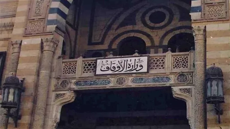 أيمن أبو عمر: لو أردت أن تكون صالحًااجتنب ما تراه عيبًا في الآخرين
