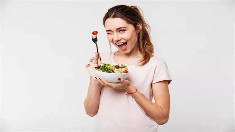 غنية بالماء.. 5 أطعمة تحارب جفاف الصيف