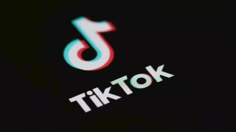 تطبيق تيك توك يشيد بقرار ترامب منحه مهلة أخرى